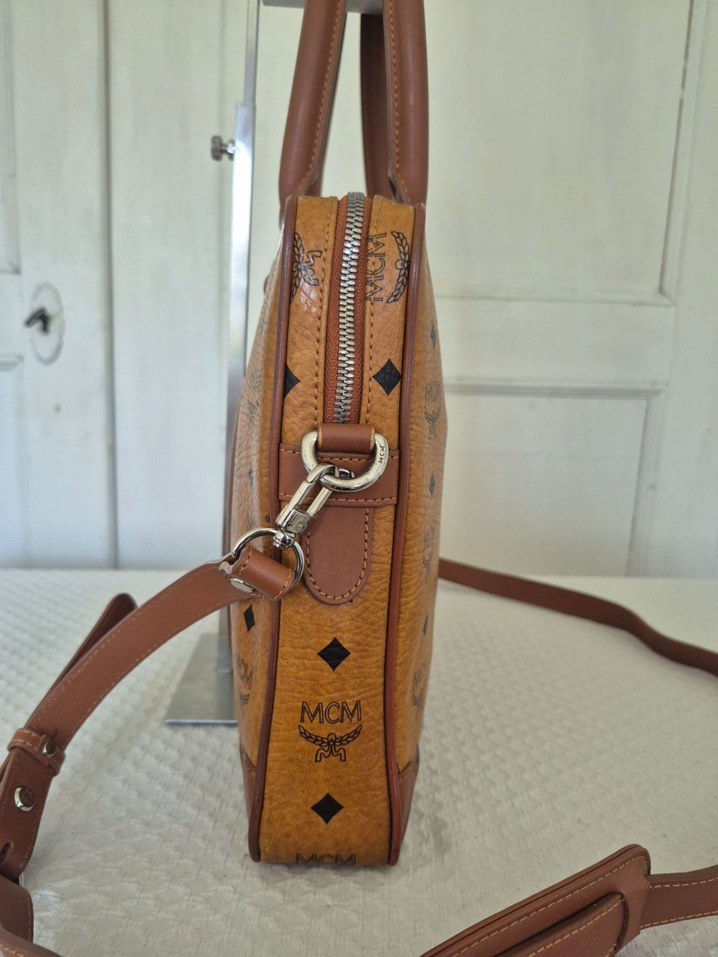 Mcm Borse da donna: MCM Messenger / Document Bag – Usato da Dottikon venduto da Pega7 4