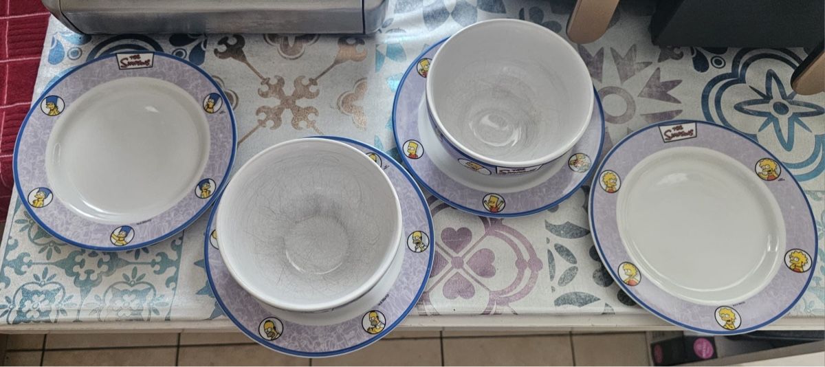 Set di piatti: Service Les Simpson vintage rare – Usato da Henniez venduto da jcf_6rzc 3