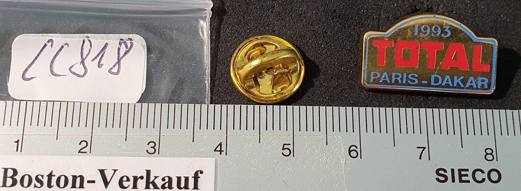 Placchette & Badge: CC818 - Pin TOTAL  Paris - Dakar 1993 – Usato da Reinach BL venduto da Boston-Verkauf 1