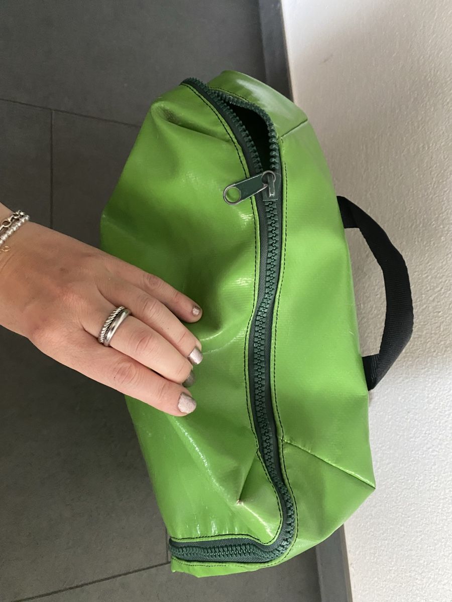 Freitag Zaini: Freitag Rucksack Fringe grün – Usato da Muri AG venduto da sonneblueme10 1