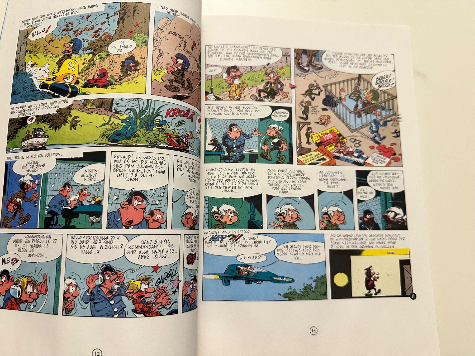 Fumetti: Die Minimenschen Band 12 - Das Wespennest - Softcover – Usato da Münsingen venduto da Ganjam 4