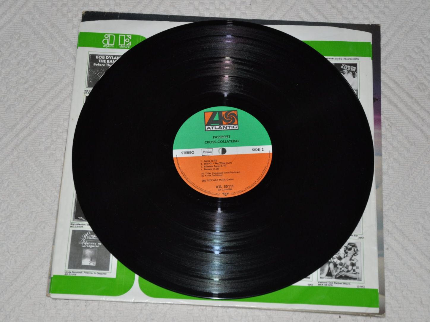 Dischi in vinile: LP Passport - Cross-Collateral – Usato da Boll venduto da Theodora15 6