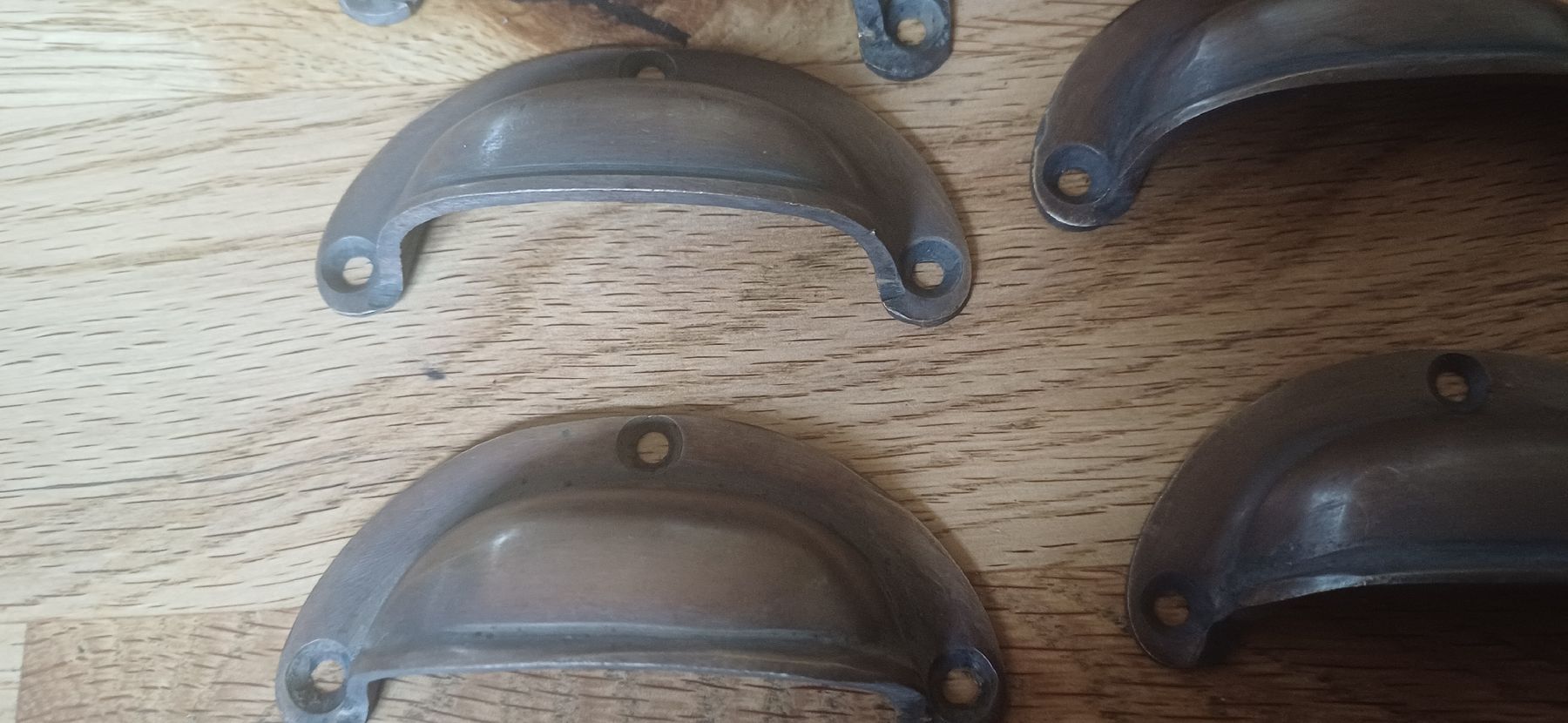 Ferramenta: 12 Muschelgriffe – Usato da Flawil venduto da Pinkmalibu 3