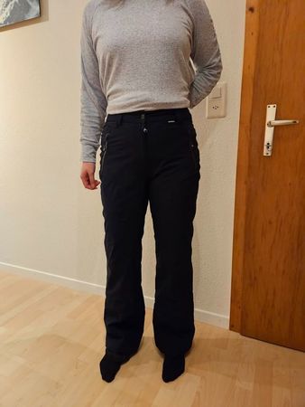 Skihose schmal geschnitten