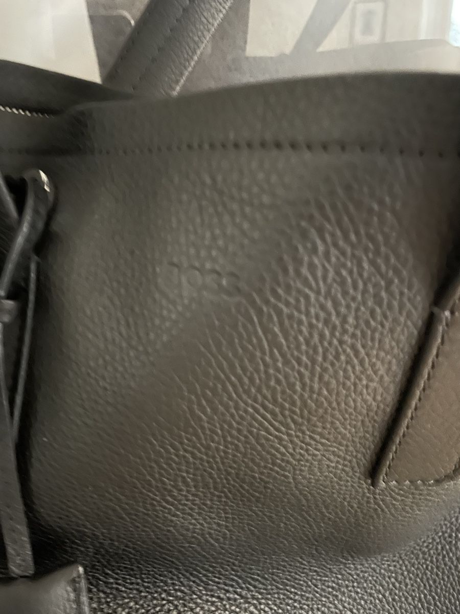 Hugo Boss Taschen: Hugo Boss Tasche aus Leder – Neu und originalverpackt aus Zürich von by.mr.evans 2