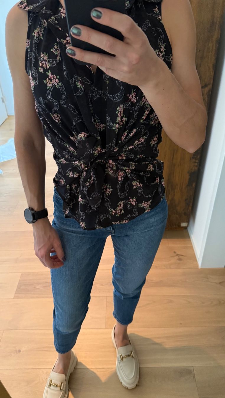 Guess Camicette: Guess ärmellose Bluse – Usato da Oberwil-Lieli venduto da Claudine_1988 2