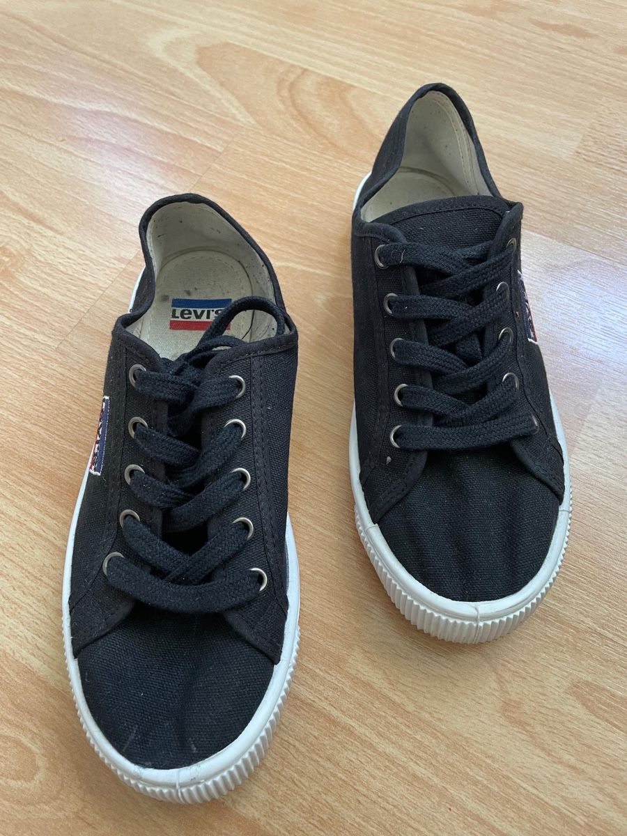 Scarpe da donna: Levi's Schuhe, Gr. 36 – Usato da Zug venduto da alex___4 1