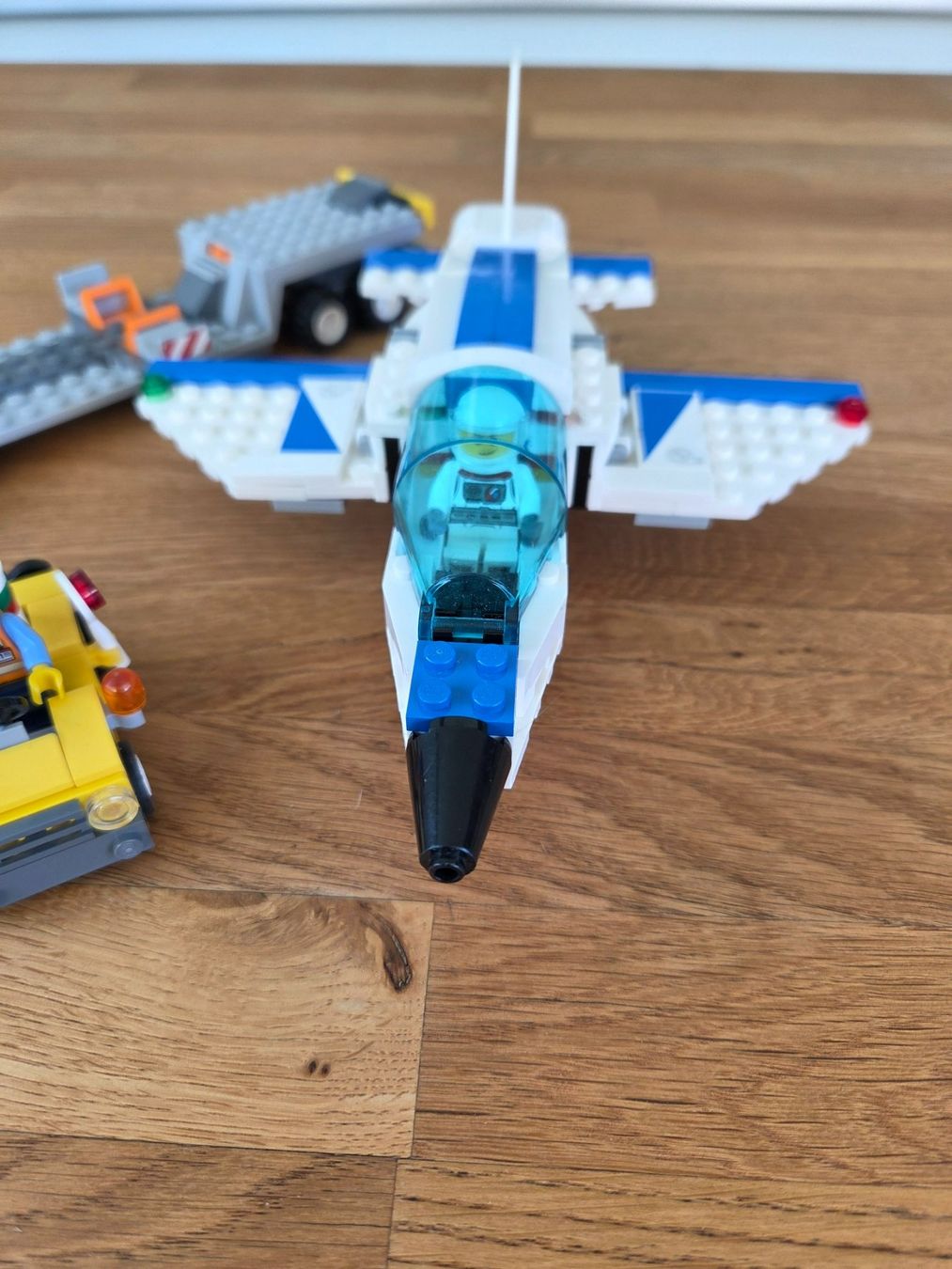 Lego Kit di costruzioni: Lego 60079 Training Jet Transporter – Usato da Thun venduto da Reda68 5