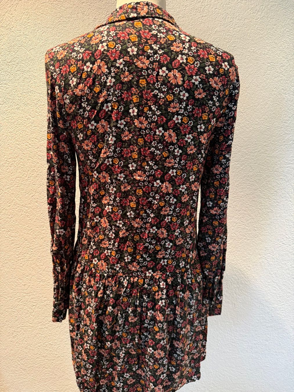 Stradivarius Kleider: Stradivarius Kleid Grösse S – Gebraucht aus Kirchdorf AG von Coco0805 2