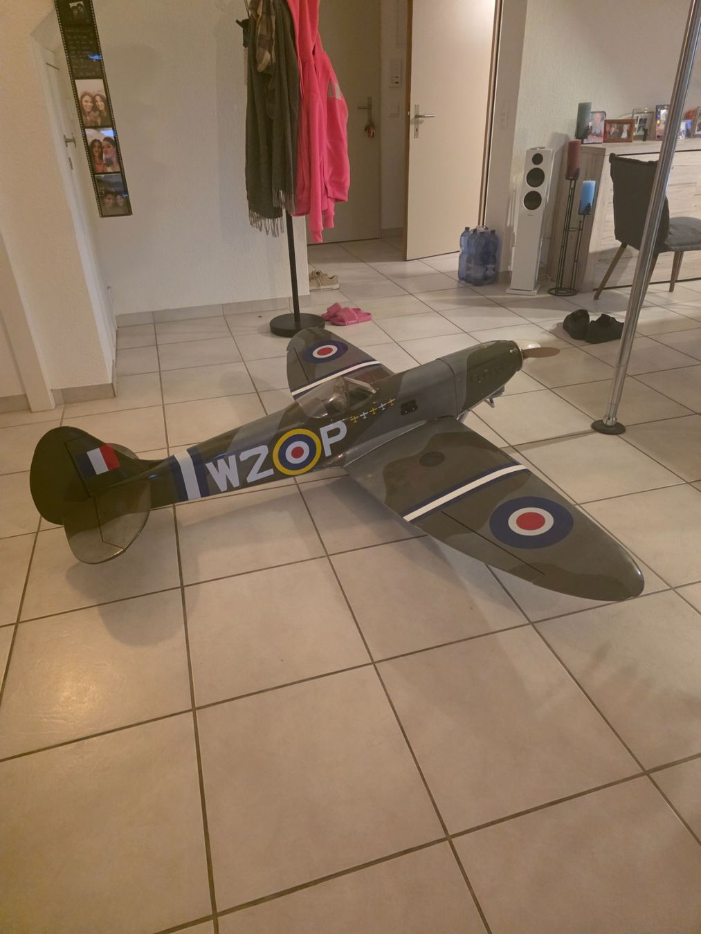 Modellismo RC: Spitfire 2m 50ccm mit Einziehfahrwerk top Motor – Usato da Schaffhausen venduto da dixi777boot 4