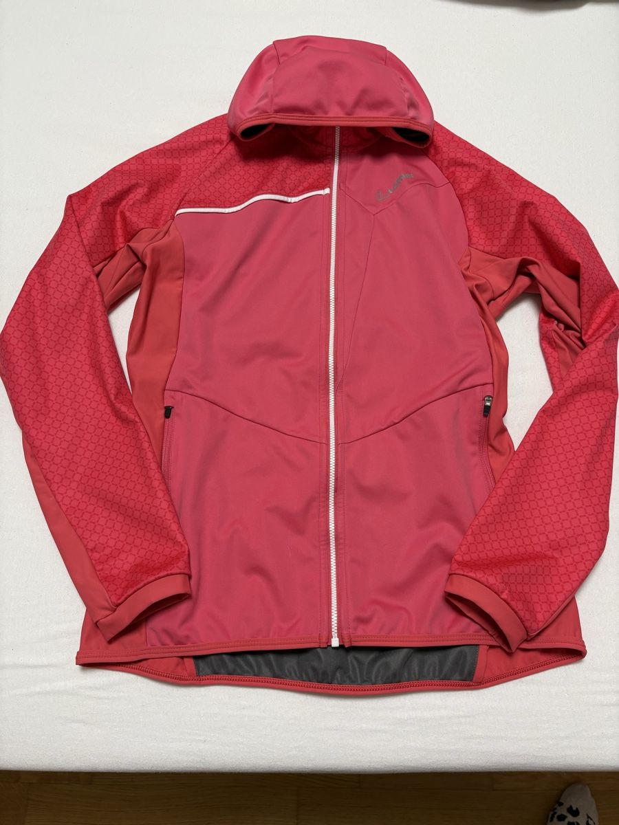 Löffler Giacche: Löffler Damen Softshell Jacke, Top, Gr. 40 – Usato da Ennetbürgen venduto da tinchen85