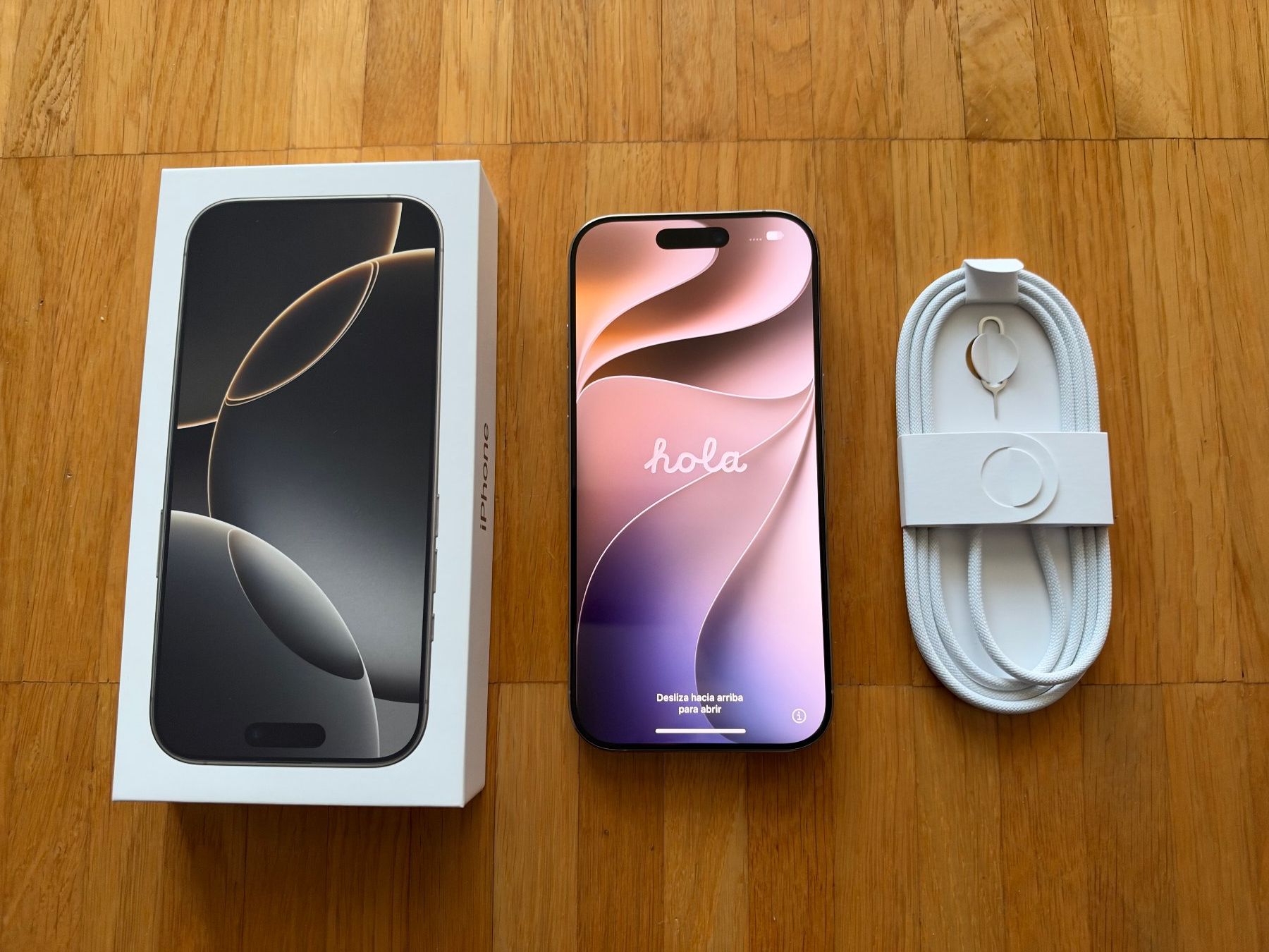 Apple Telefoni cellulari / Smartphones: Apple iPhone 16 Pro - 512GB - Natural Titanium – Usato da Chavannes-Renens venduto da skyfly55