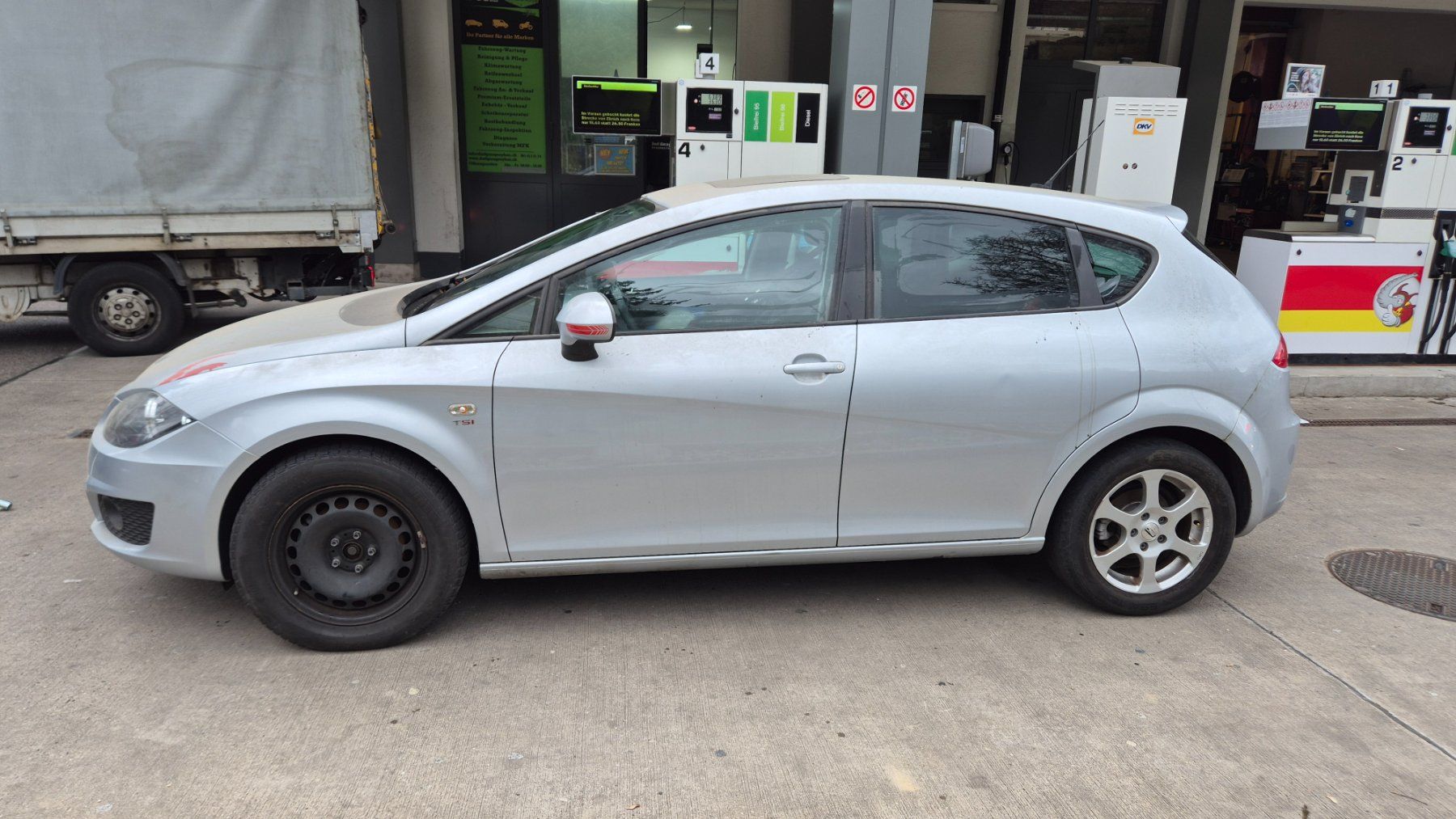 Seat Automobili: Seat Leon ab 1.- Franken!!! – Usato da Münchenstein venduto da last-minute- 1