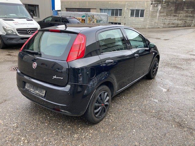 Fiat Automobili: FIAT Punto 1.2 8V – Usato da Frauenkappelen venduto da Autohaus-Bern 2
