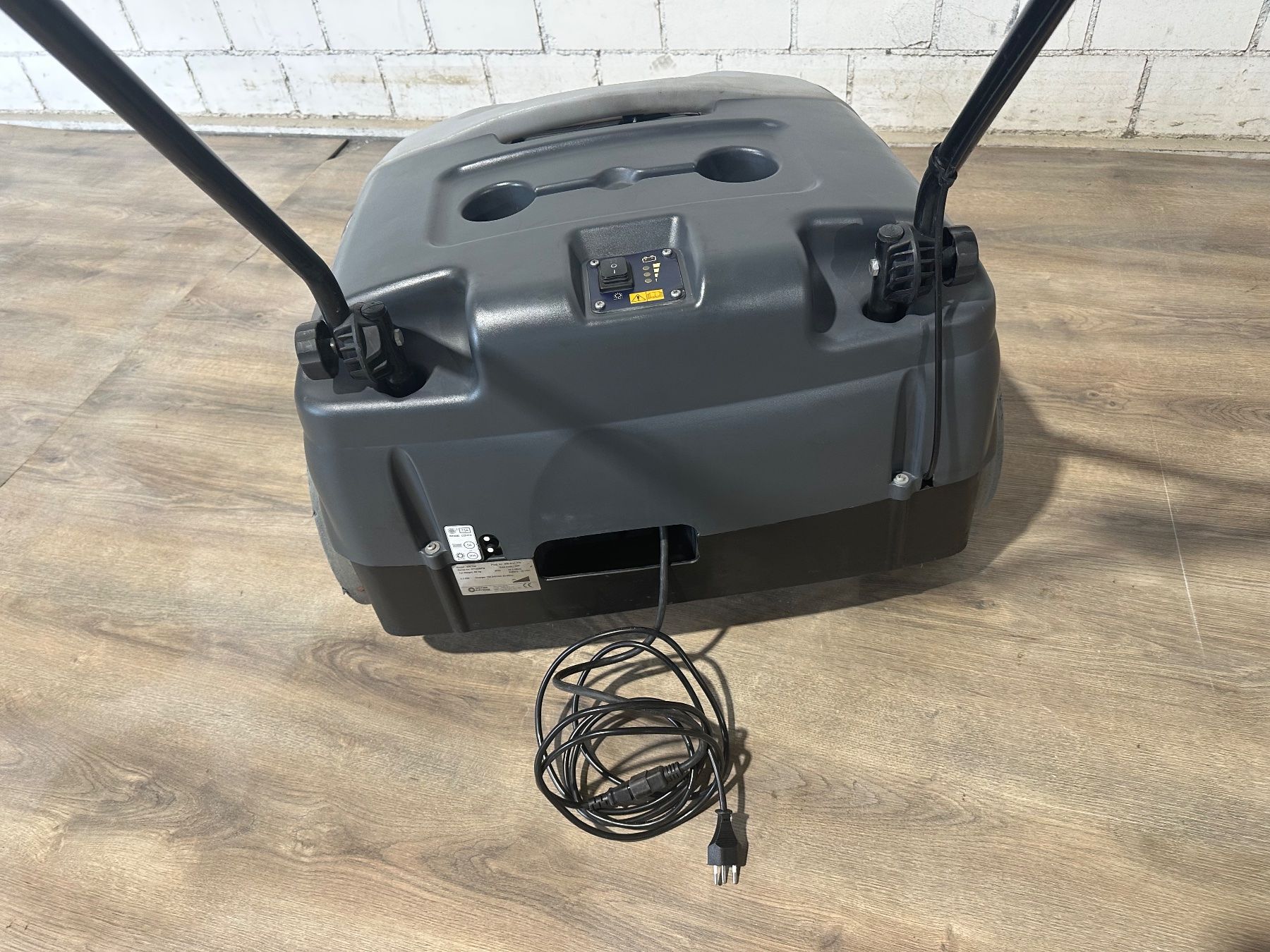 Nilfisk Toutes les machines: Nilfisk SW 750 Kärcher – D'occasion à Bettwiesen par chili1 3