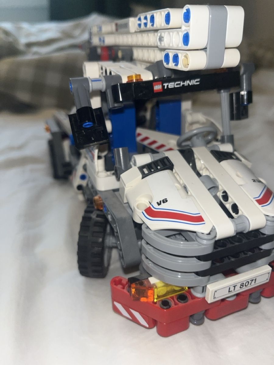 Lego Baukästen: Lego technic 8071 und viele Technic Teile – Gebraucht aus Egg b. Zürich von flo_lpc7 2