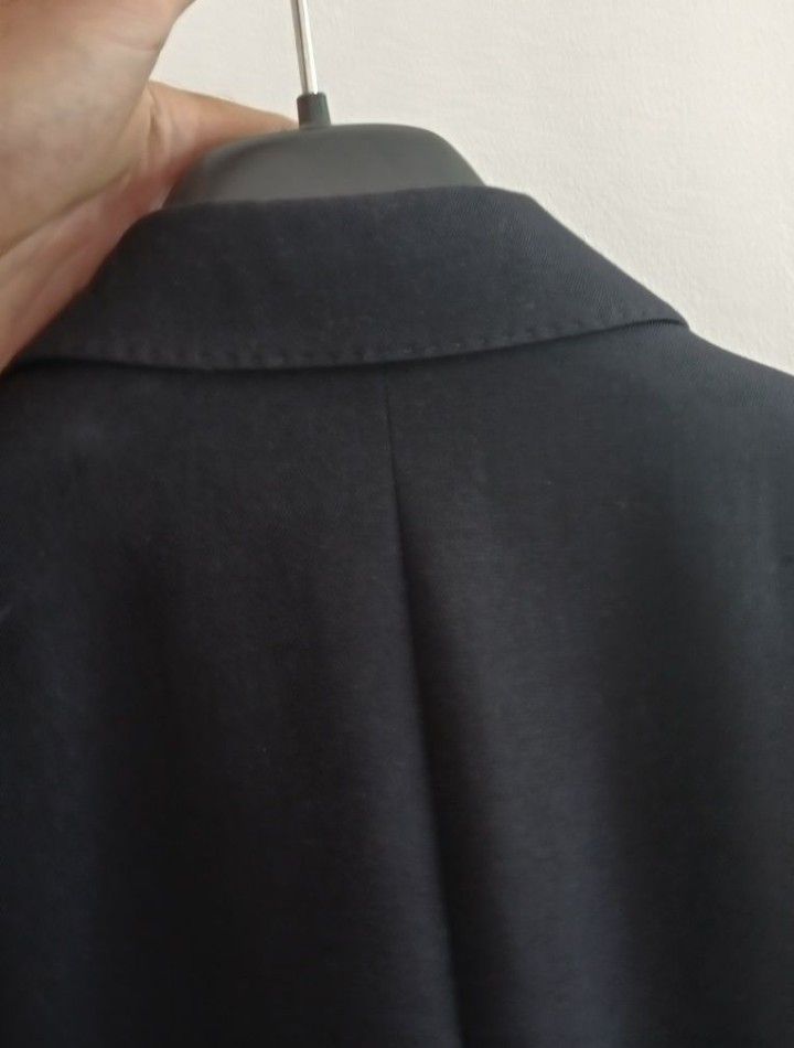 Zara Giacche: ZARA Origins Blazer Wool – Nuovo e nell'imballaggio originale da Uitikon Waldegg venduto da Alis_Stelian_Nenkov 1