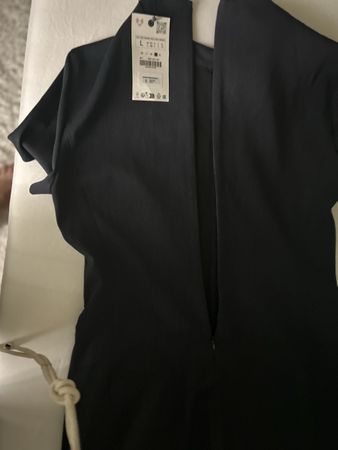 Zara Kleid, Grösse M,Kurzarm, Dunkelblau, Neu mit Etiket