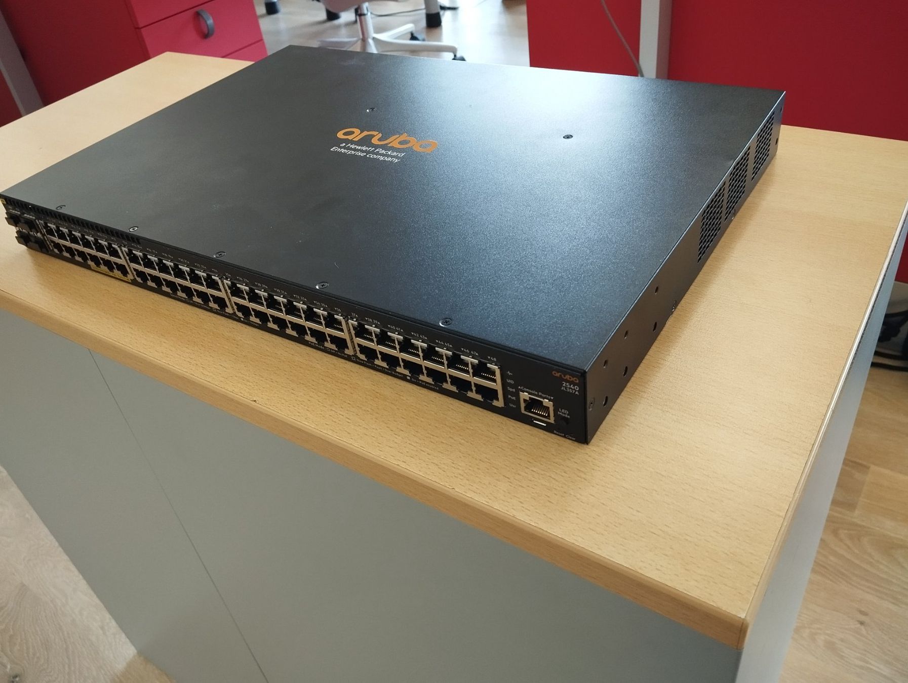 Hub & Switch: Switch Aruba 2540 48G 4SFP comme neuf – Nuovo (secondo la descrizione) da Rossemaison venduto da ImageEtSon