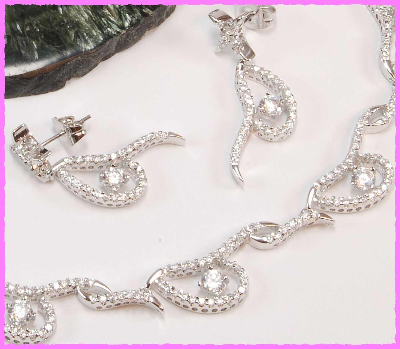 Ketten: Erlesene Halskette – Collier – Neu und originalverpackt aus Oberglatt ZH von Diamond-Girl 1