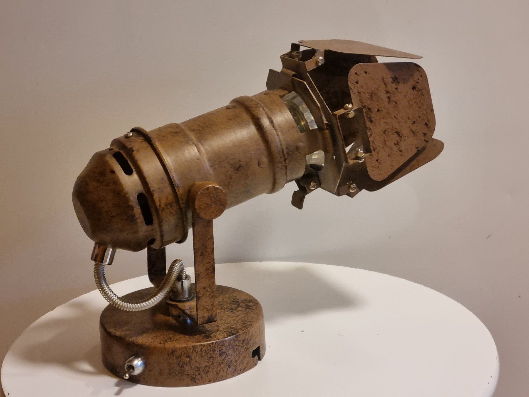 Lampen: Industrie Spot Lampe verstellbar – Gebraucht aus Scharnachtal von devin03 1