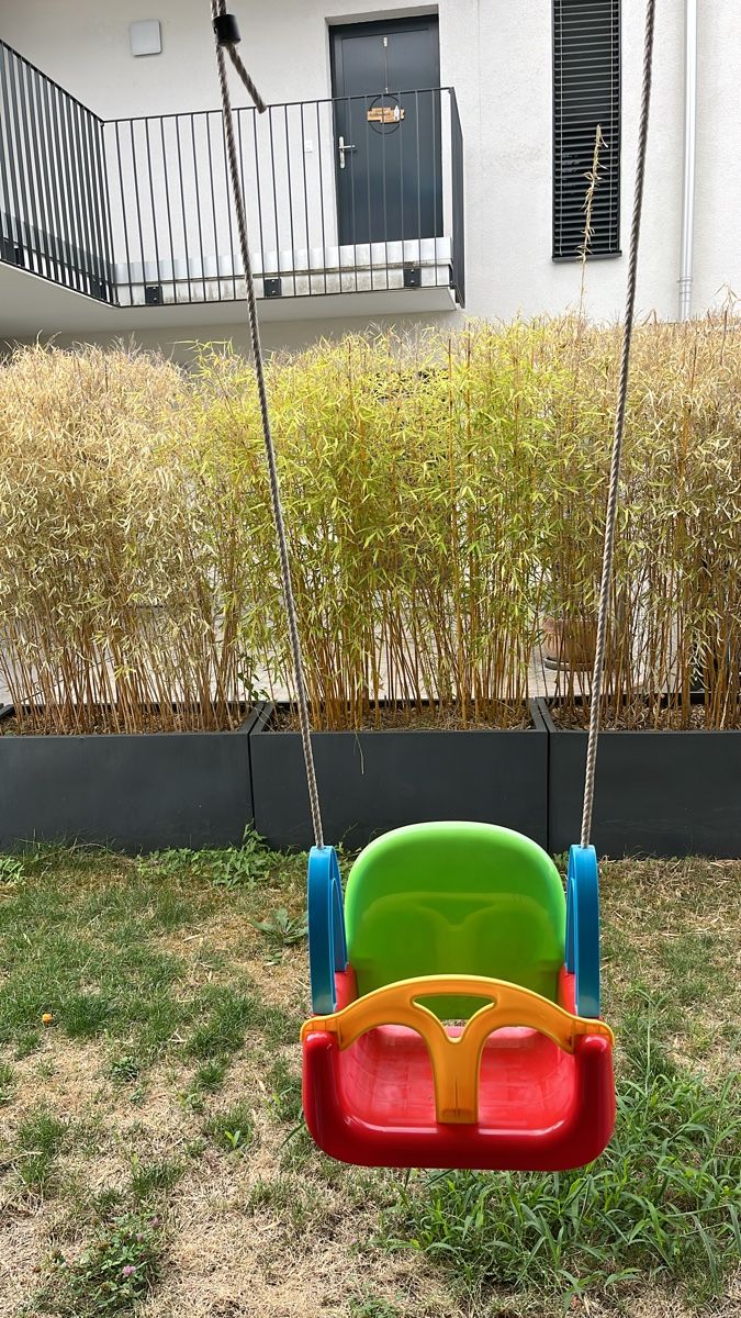 Sonstige Gartenschaukeln: Kinderschaukel Sitz gebraucht – Gebraucht aus Büsserach von ConciG
