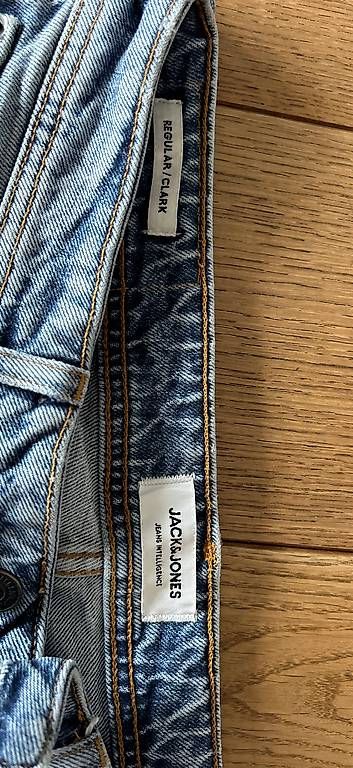 Jeans: Jeans Jack&Jones Regular/Clark – Gebraucht aus Bargen BE von Sim6114 2