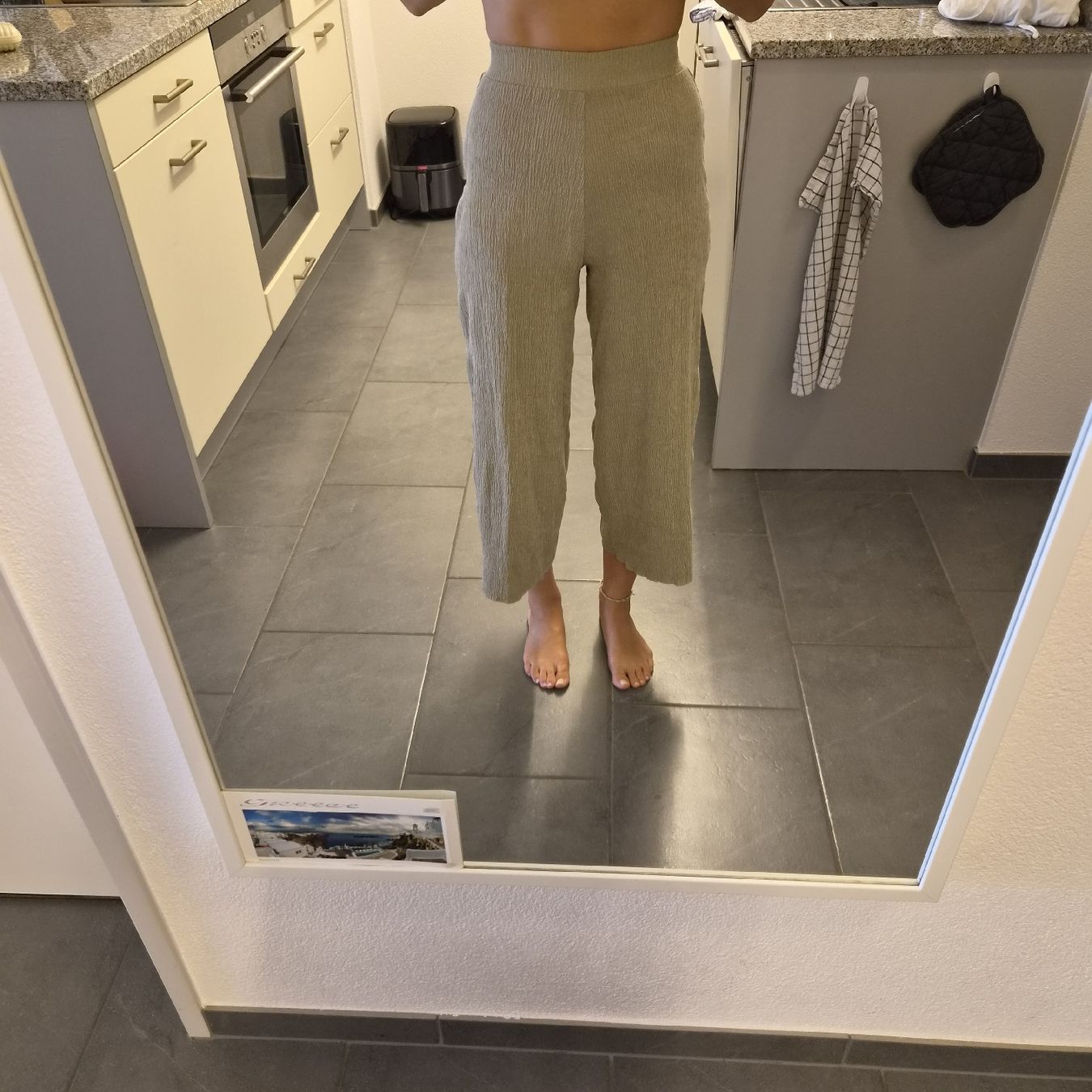 Pull&Bear Pantaloni: Hose Pull&Bear in strukturiertem Stoff Grösse XS – Usato da Thayngen venduto da 123LeaT 2