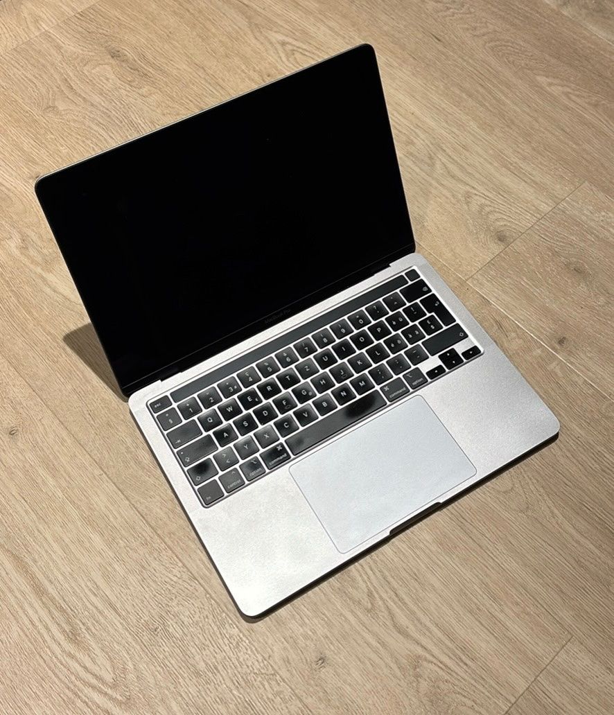 Apple Notebook: MacBook Pro 13" 2020 comme neuf. – Nuovo (secondo la descrizione) da Biel/Bienne venduto da Al1552