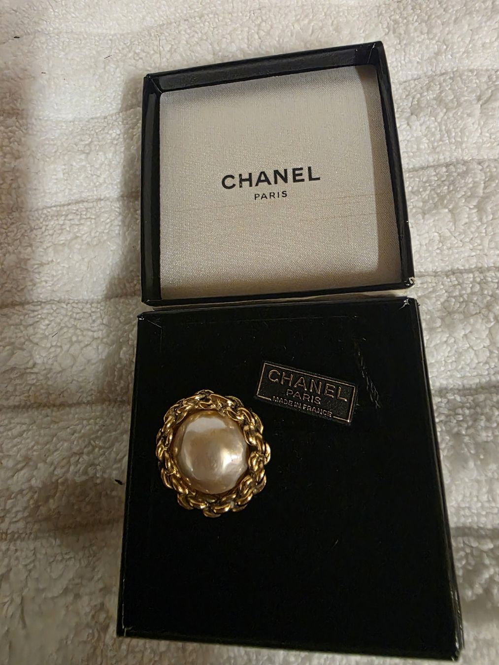 Chanel Orecchini pendenti & Orecchini a lobo: Chanel Ohrclips – Usato da Luzern venduto da bagija