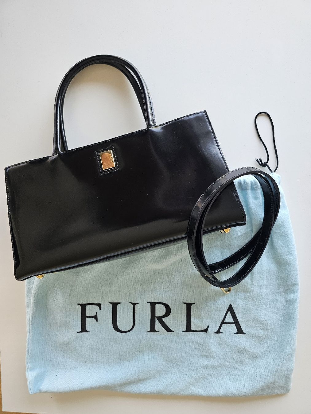Furla Borse da donna: Furla Handtasche schwarz, elegant, zeitlos – Usato da Ittigen venduto da Anemone4