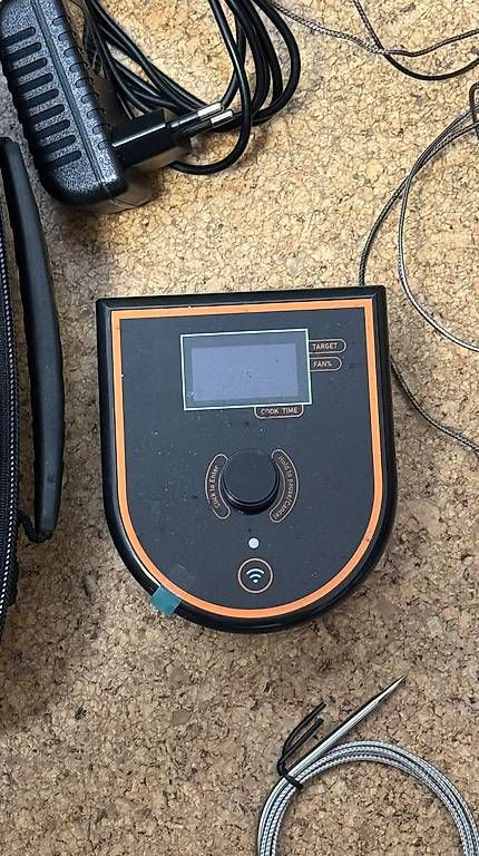Altro per la casa: BBQ Smoker automatischer Lüfter / Thermometer – Usato da Uitikon Waldegg venduto da melchiorfcz 1