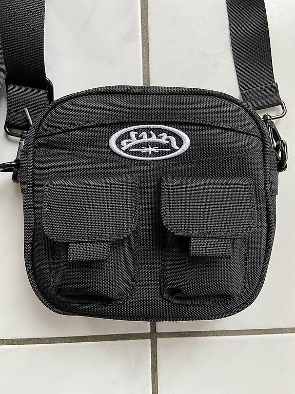Borse: Shoulderbag schwarz, Divin by Divin – Usato da Staufen venduto da Shapi 1