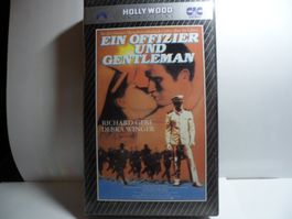 VHS   EIN OFFIZIER UND GENTLEMAN  Richard Gere   Debra Winge