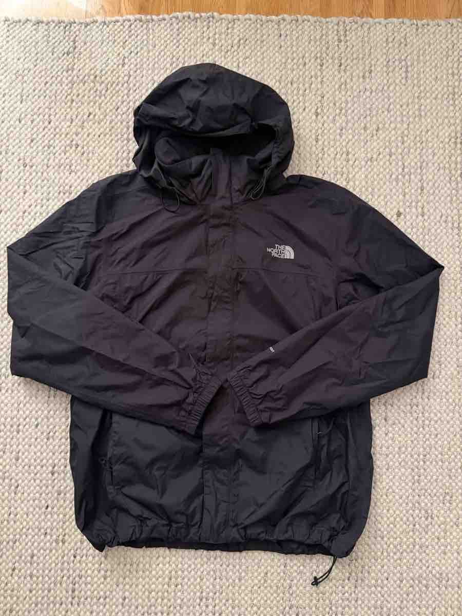 North Face Giacche: The North Face Regenjacke – Usato da Solothurn venduto da J_93