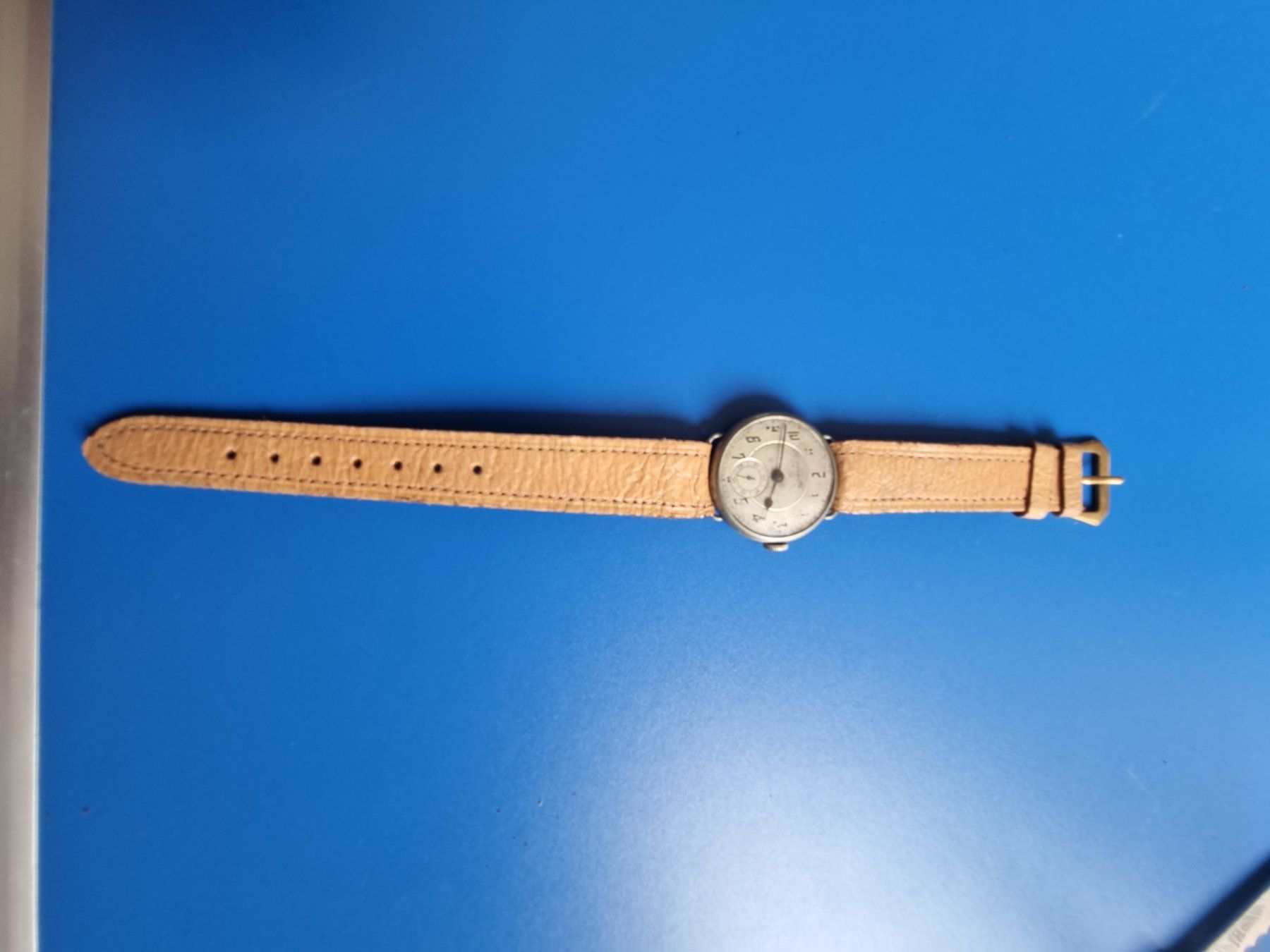 Juvenia Orologi: JUVENIA HANDAUFZUG – Usato da Schaffhausen venduto da Leveron13 7