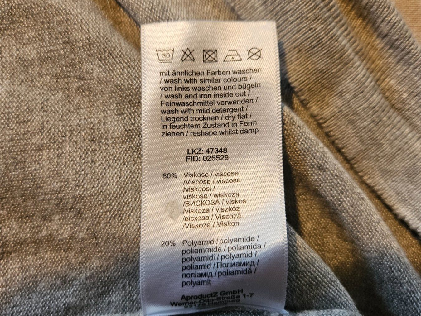 Pulls & Sweat-shirts: AJC Strickpullover, grau mit Volants, Grösse 40/42 – D'occasion à Wettingen par Sk8ertomda 8
