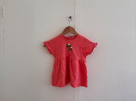 Girls T-shirt pink strawberry motif