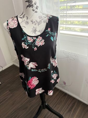 Top Gr. M Chicoree NEU