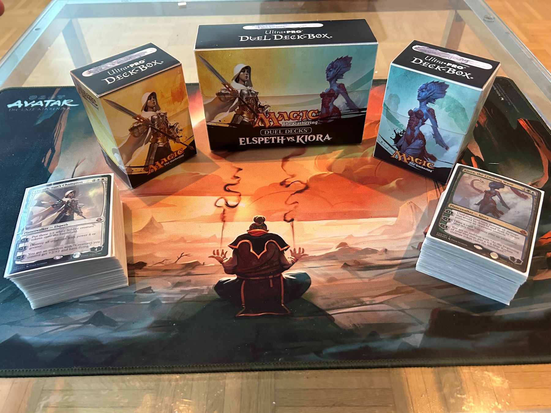 Hasbro Giochi: Duel Decks: Elspeth vs. Kiora – Usato da Stäfa venduto da fej_fj6x 1