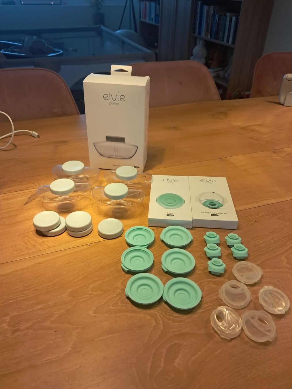 Elvie Accessori per l’allattamento: Elvie Milchpumpe (double) – Usato da Ebertswil venduto da LottevA 1