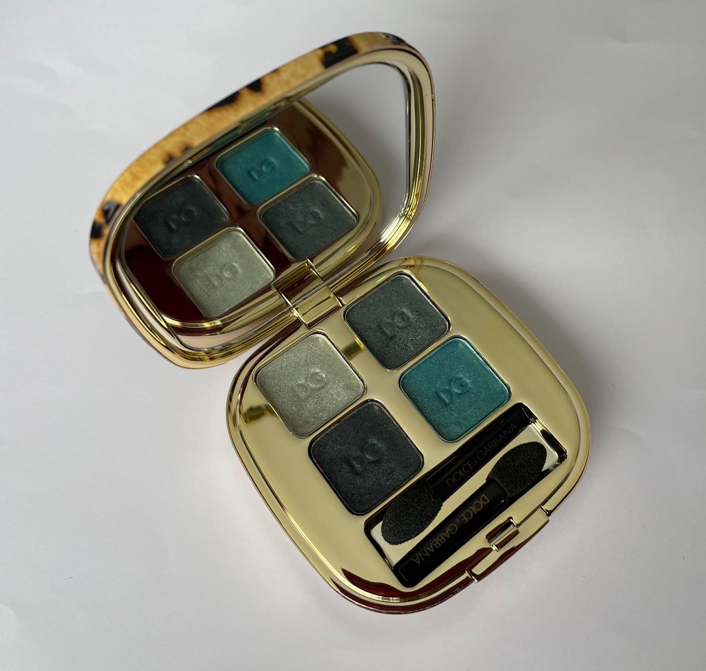 Make-up: DOLCE & GABBANA Lidschatten Palette Quad NP. 87.90 – Gebraucht aus Rüfenacht BE von Milena_1 8