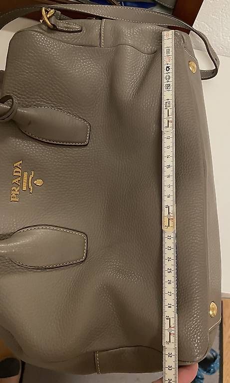 Prada Taschen für Damen: Tasche – Gebraucht aus Zürich von bab_rr77 2