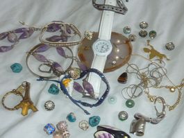lot de bijoux avec boites en cuir