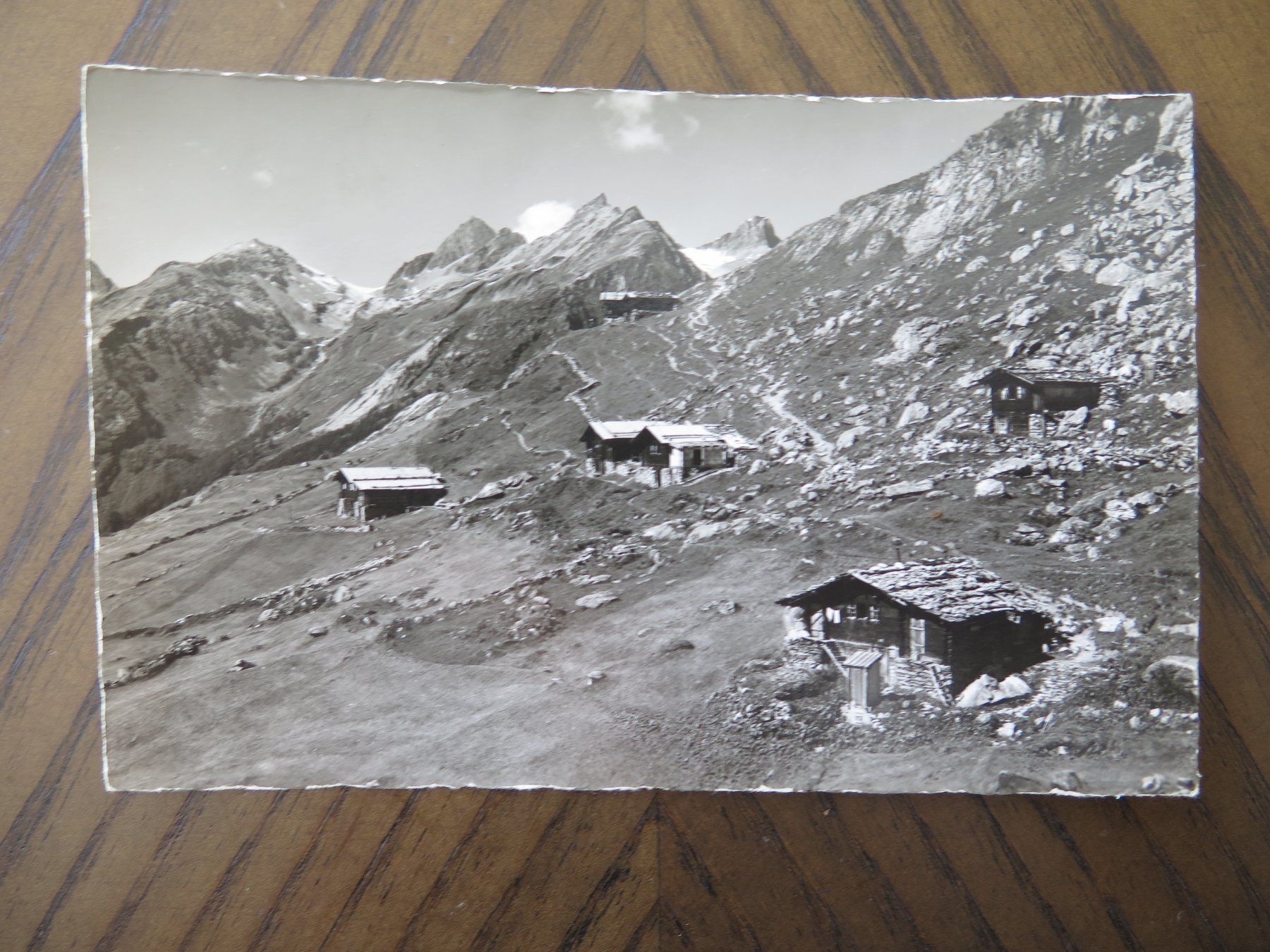 Cartoline postali: LÖTSCHENTAL - LAUCHERNALP – Usato da Wittenbach venduto da lipasal