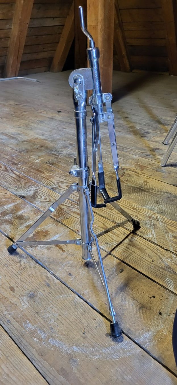 Giannini Instruments de musique: Snare Drum Eugen Giannini mit Ständer und Hülle – D'occasion à Bassersdorf par GertF 2