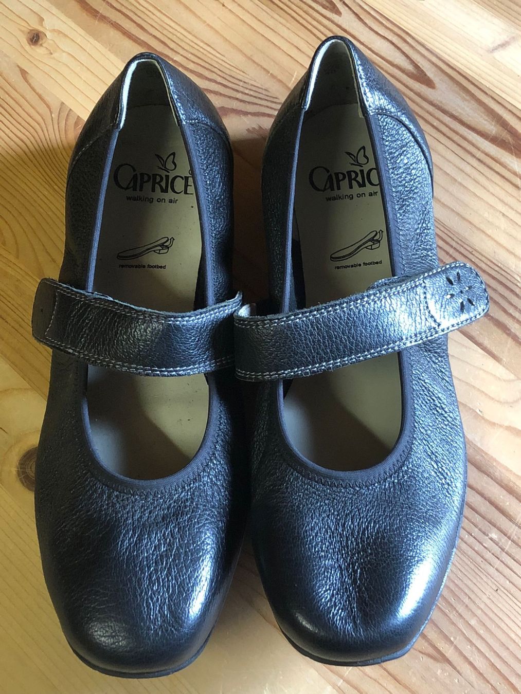 Scarpe da donna: 2x Damenschuhe Grösse 40 – Usato da Röschenz venduto da Tashroal 5