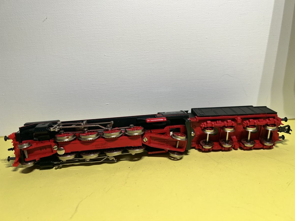 Fleischmann Modelleisenbahnen: Fleischmann BR41 schweres Gussmodell HO Gleichstrom  – Gebraucht aus Weinfelden von Kammerflimmern 4