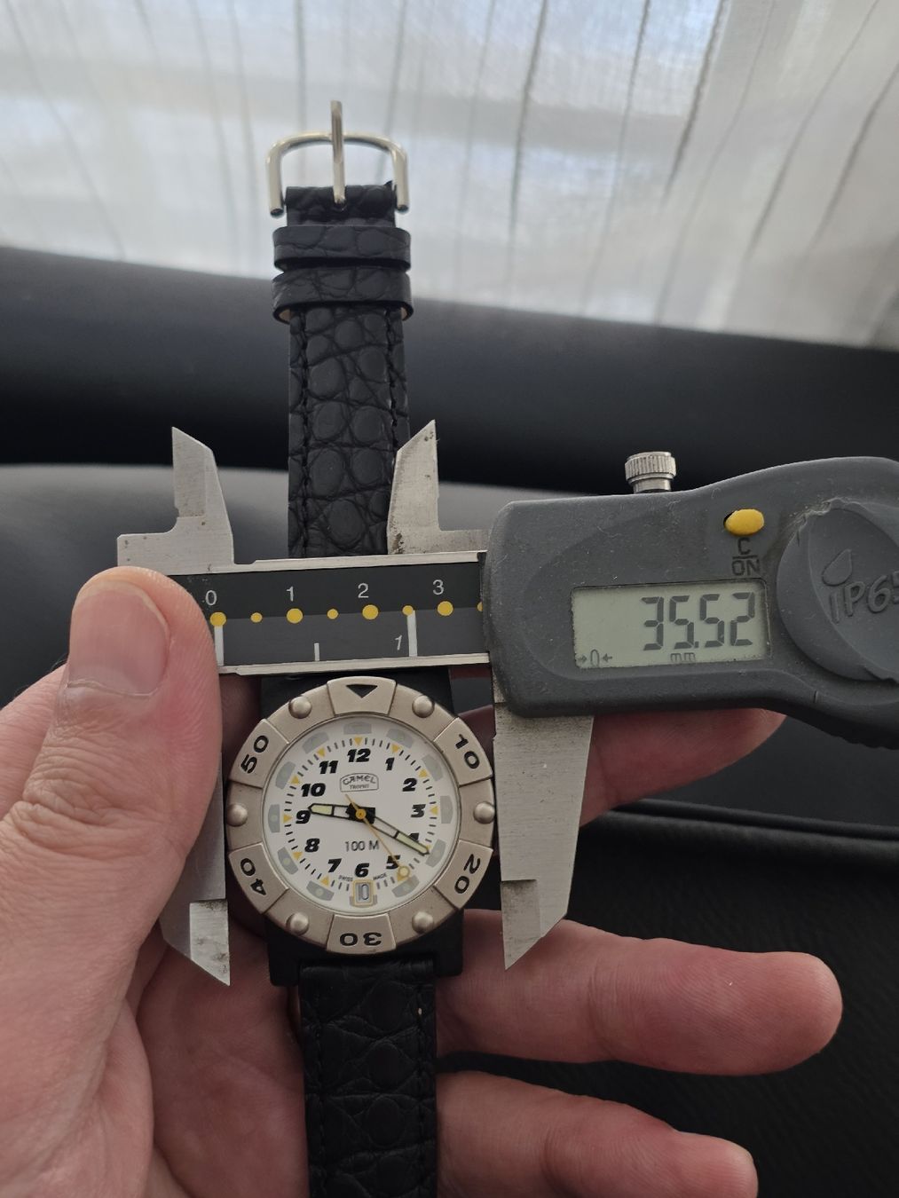 Camel Orologi: Montre Camel Trophy cadran blanc quartz – Usato da Grand-Lancy venduto da Precision-GE 5