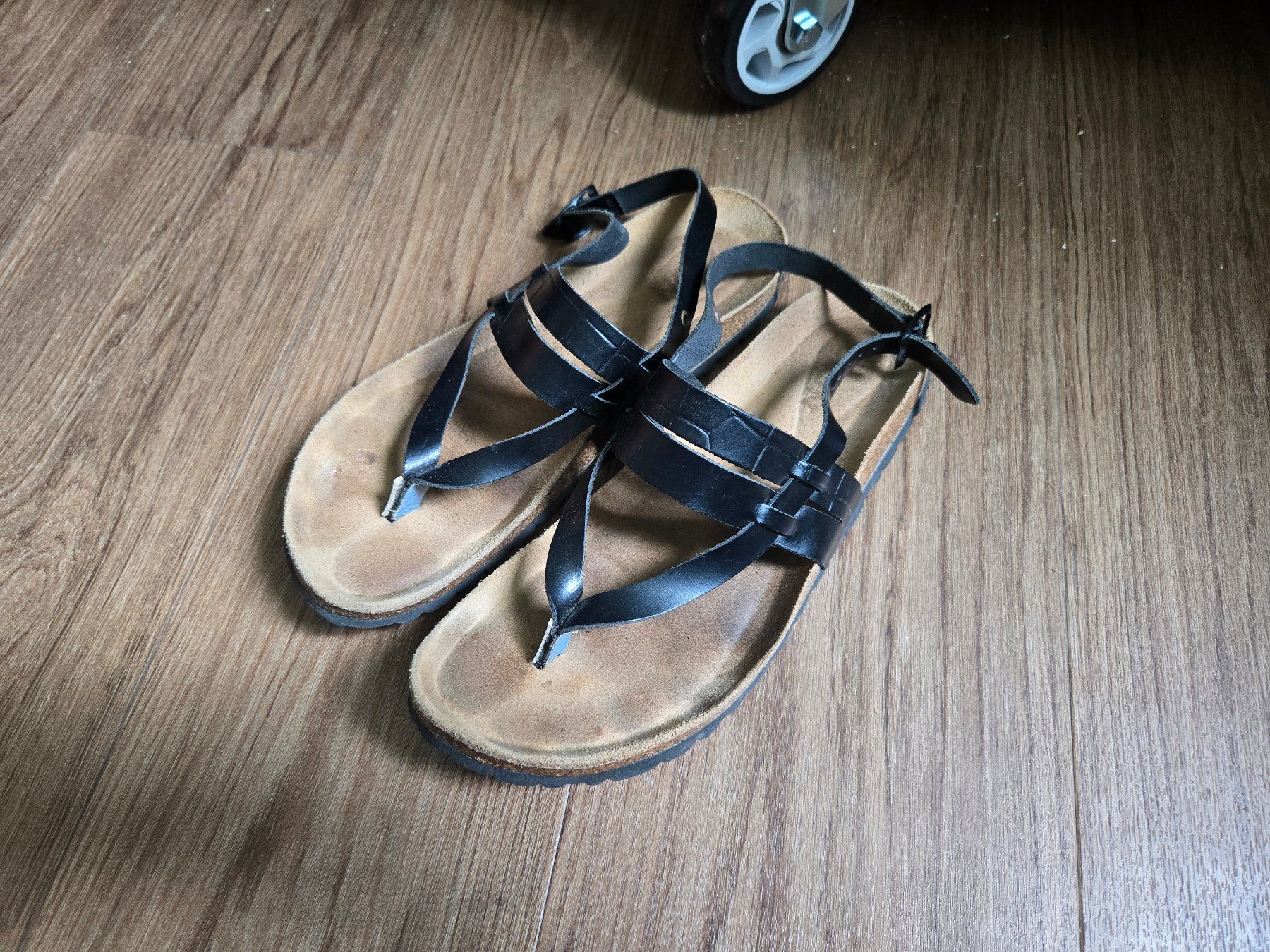 Scarpe da donna: Zign Zehentrenner-Sandale Gr.42 – Usato da Egg (Flawil) venduto da cyrillswiss12